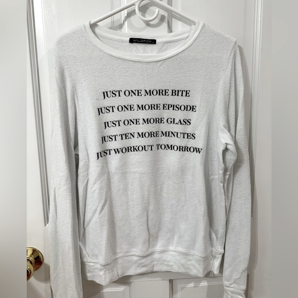 Wild fox crew sweatshirt